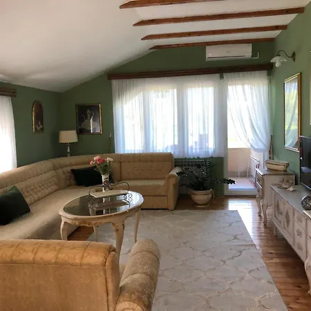 Villa Holiday Ena